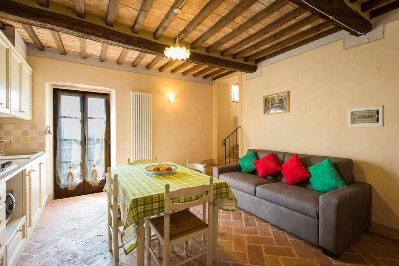 Borgo Pie' Di Gamboi Villa Chianni Eksteriør bilde